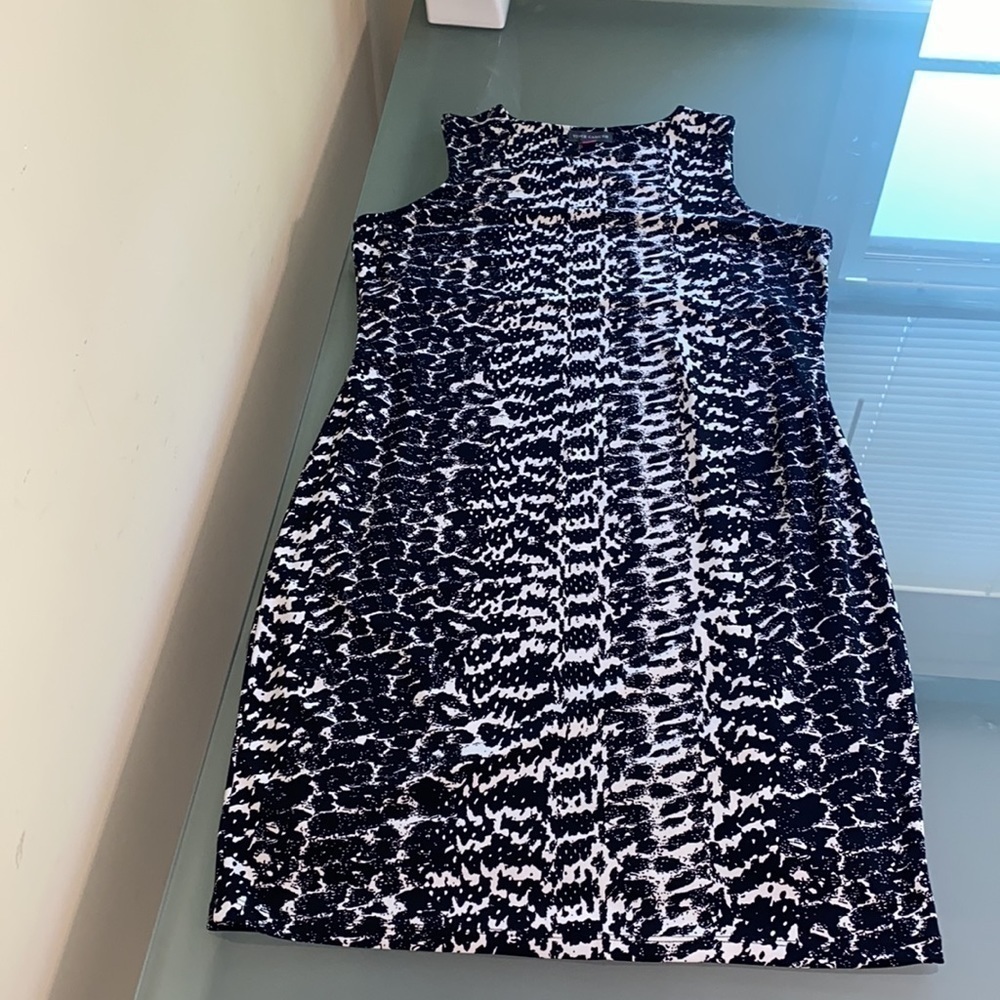 Vince Camuto Dress Vince Camuto Animal Print Dress Size M